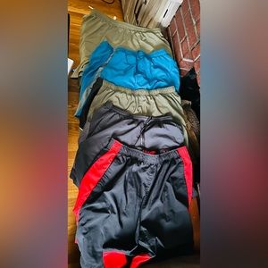 Bundle of men’s 5 pairs of shorts